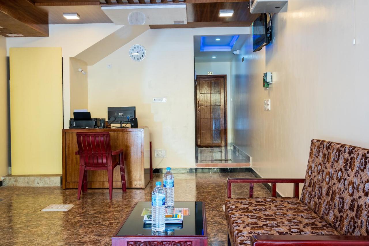 Le Suresh Guest House Puducherry Buitenkant foto