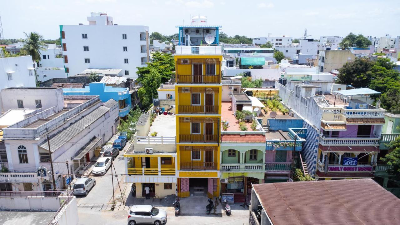 Le Suresh Guest House Puducherry Buitenkant foto
