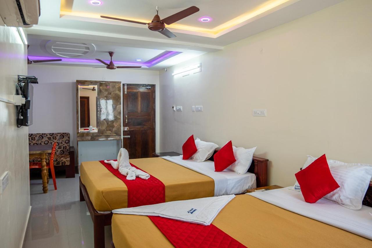 Le Suresh Guest House Puducherry Buitenkant foto