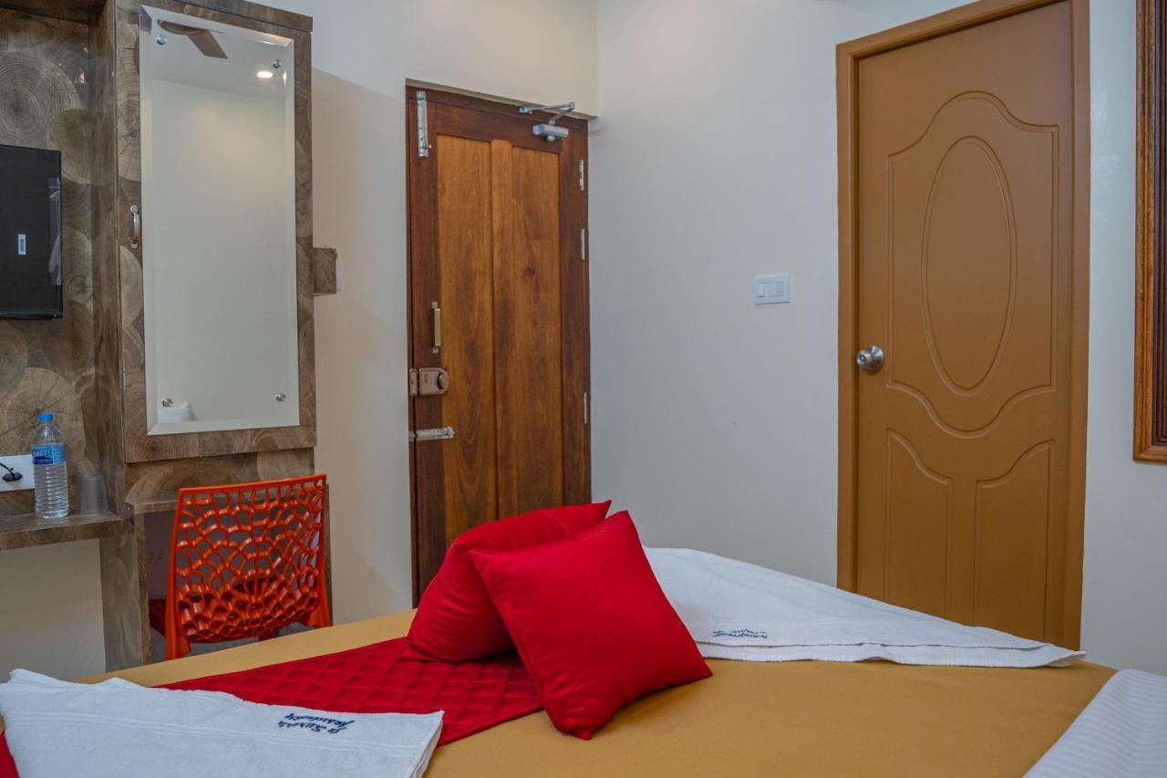 Le Suresh Guest House Puducherry Buitenkant foto