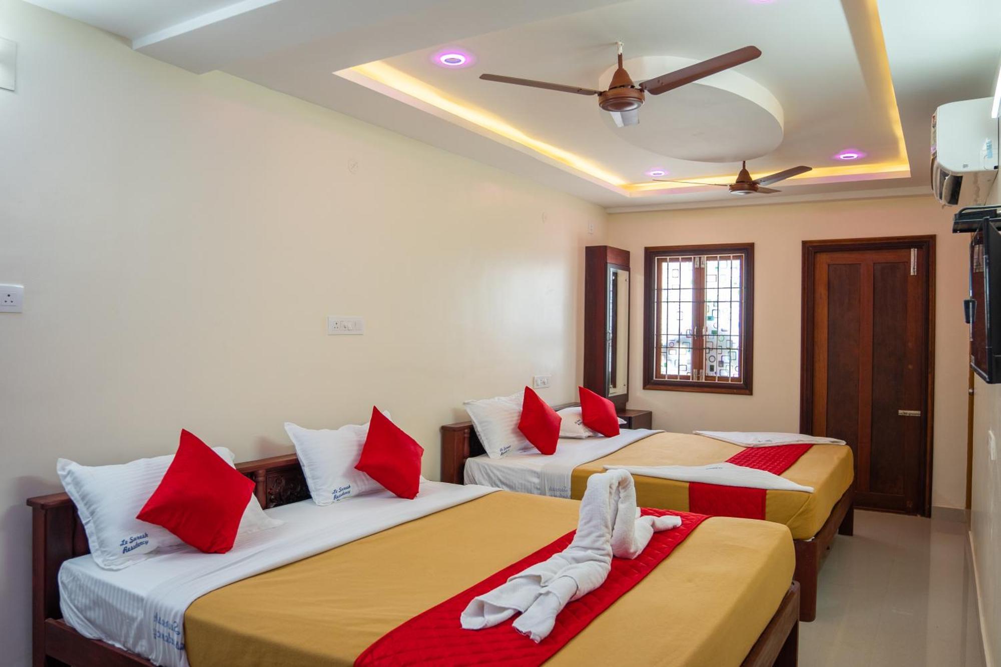 Le Suresh Guest House Puducherry Buitenkant foto